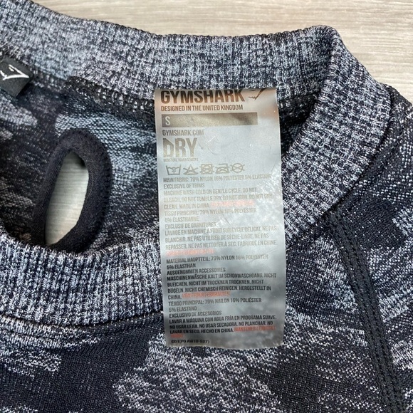 Gymshark Adapt Camouflage Seamless Scrunch Long Sleeve Crop Top - Picture 4 of 8